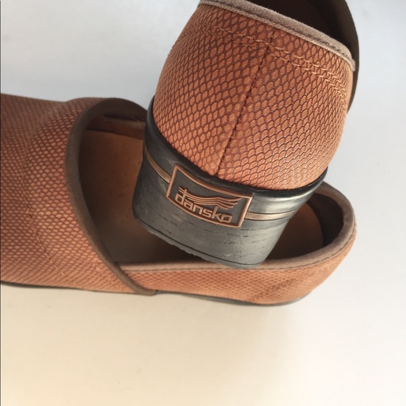 EUC Dansko leather shoes - Picture 7 of 8